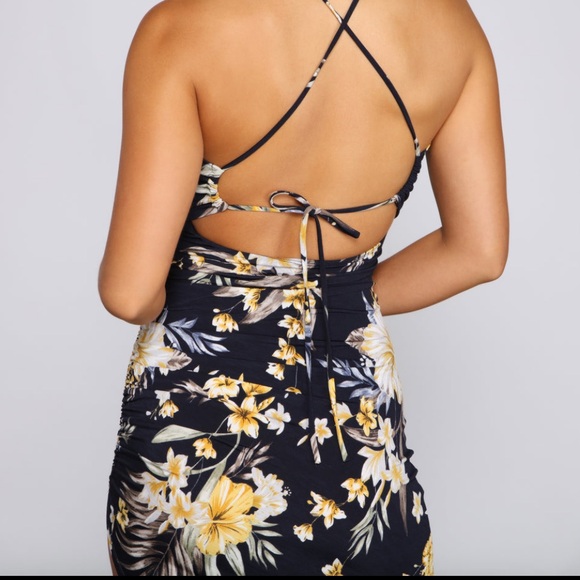 Windsor Dreamy Floral Asymmetrical Midi Dress 💕 - Picture 5 of 7